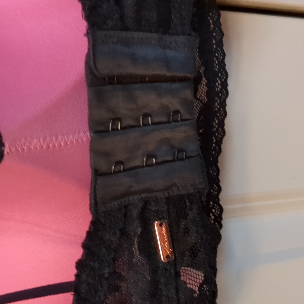 Victoria's Secret Pink Bralette L - Picture 5 of 11